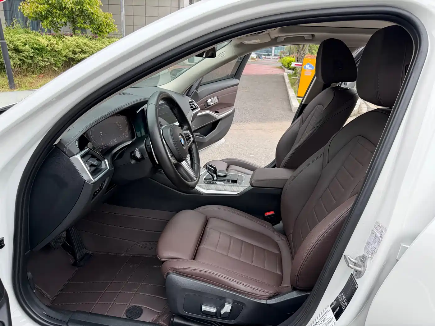 BMW 3 Series 2020 325Li M Sport Black Night Package фото 7
