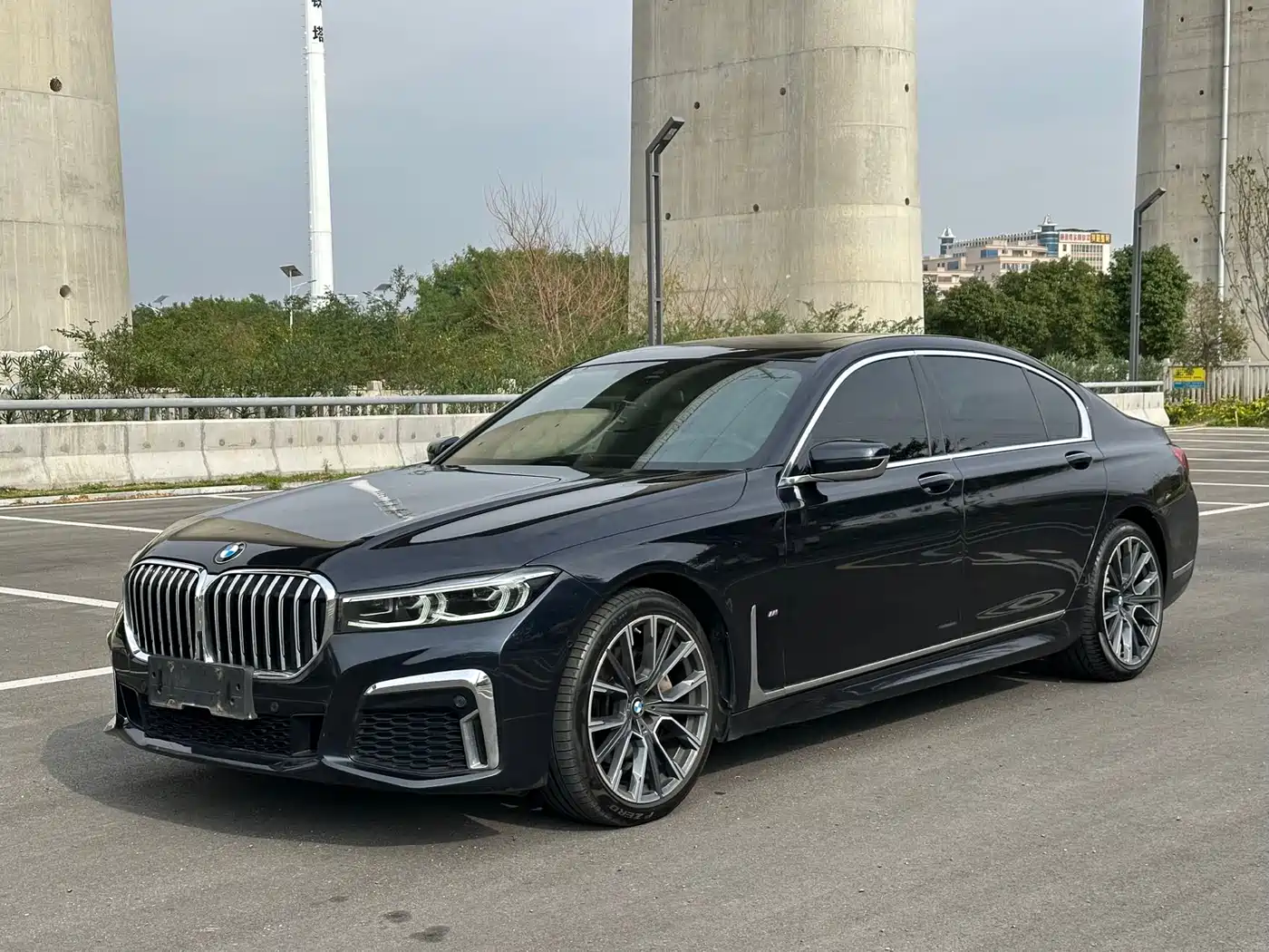BMW 7 Series 2019 740Li Leading M Sport Package