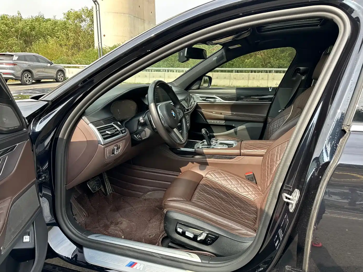 BMW 7 Series 2019 740Li Leading M Sport Package фото 7
