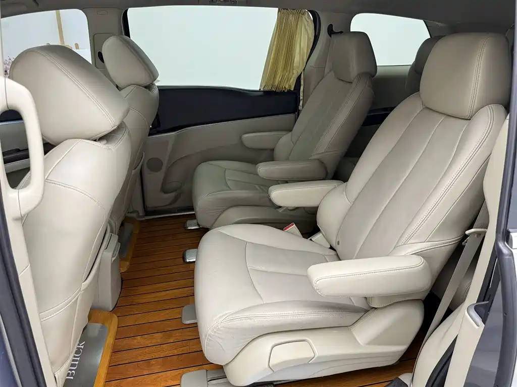 Buick GL8 2018 28T Luxury Model China VI фото 20