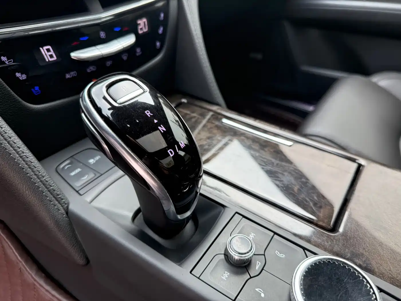 CADILLAC CT6