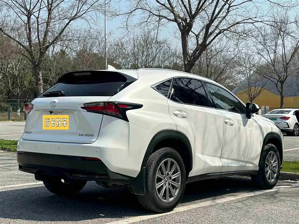 Lexus NX 2015 200 FWD Premium фото 6