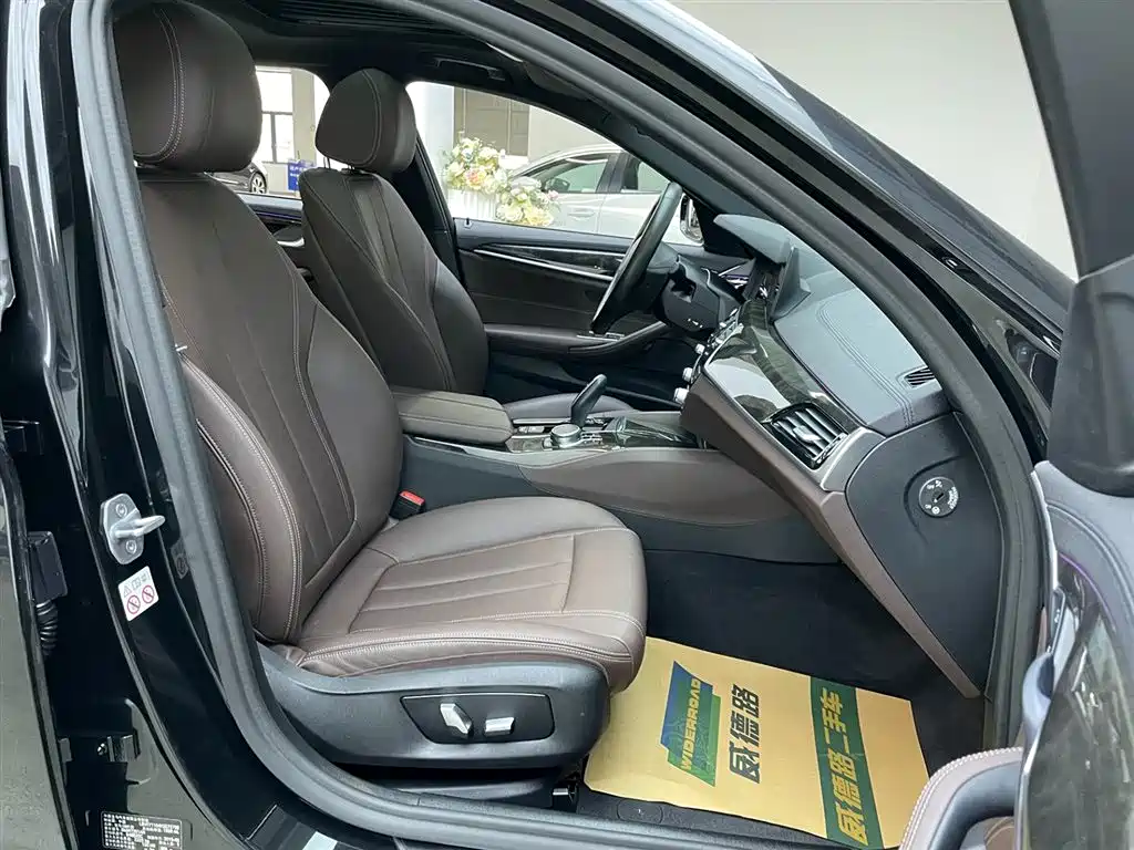BMW 5 Series 2019 Facelift 525Li M Sport Package фото 20