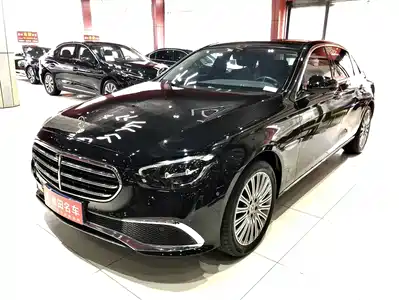 Mercedes-Benz E