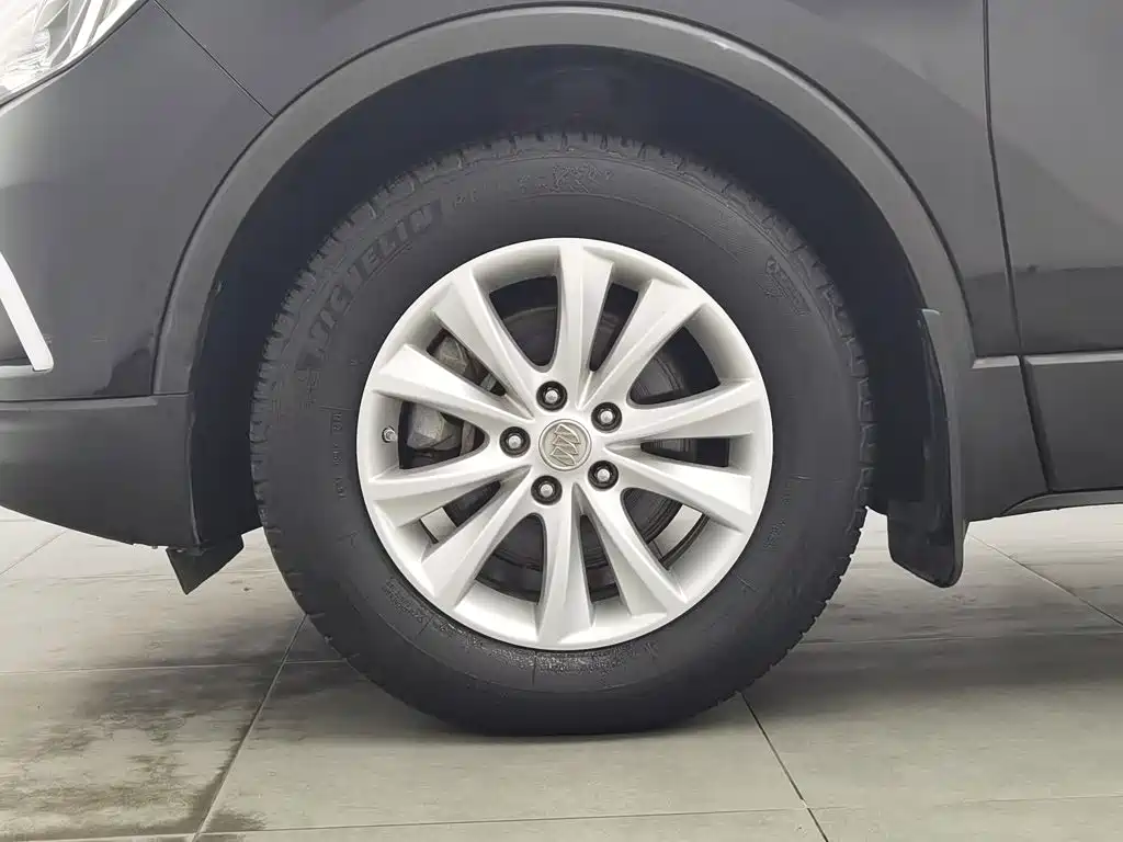 Фото 17 - Buick Envision Plus