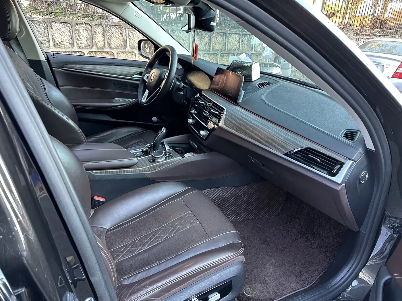 BMW 5 Series 2019 530Li Leading Luxury Package фото 12