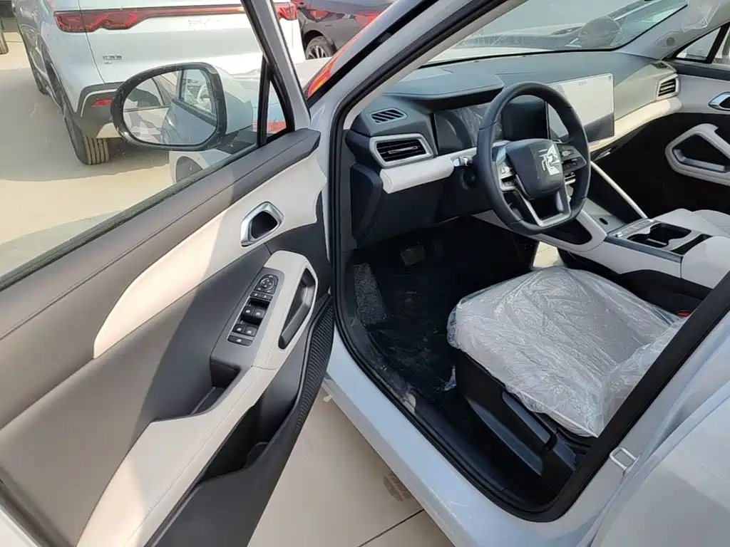 BYD Yuan UP 2026 2025 Smart Drive Edition 401KM Vitality Version