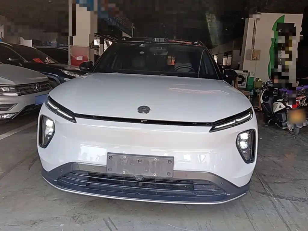 Фото 3 - NIO ES6
