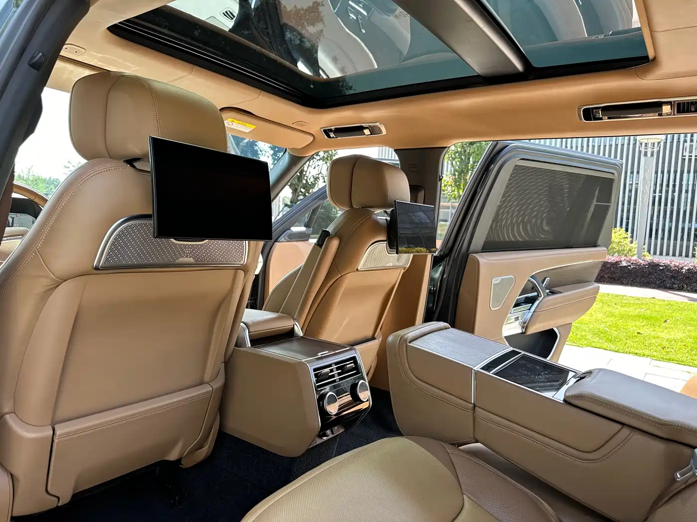 LAND ROVER RANGE ROVER