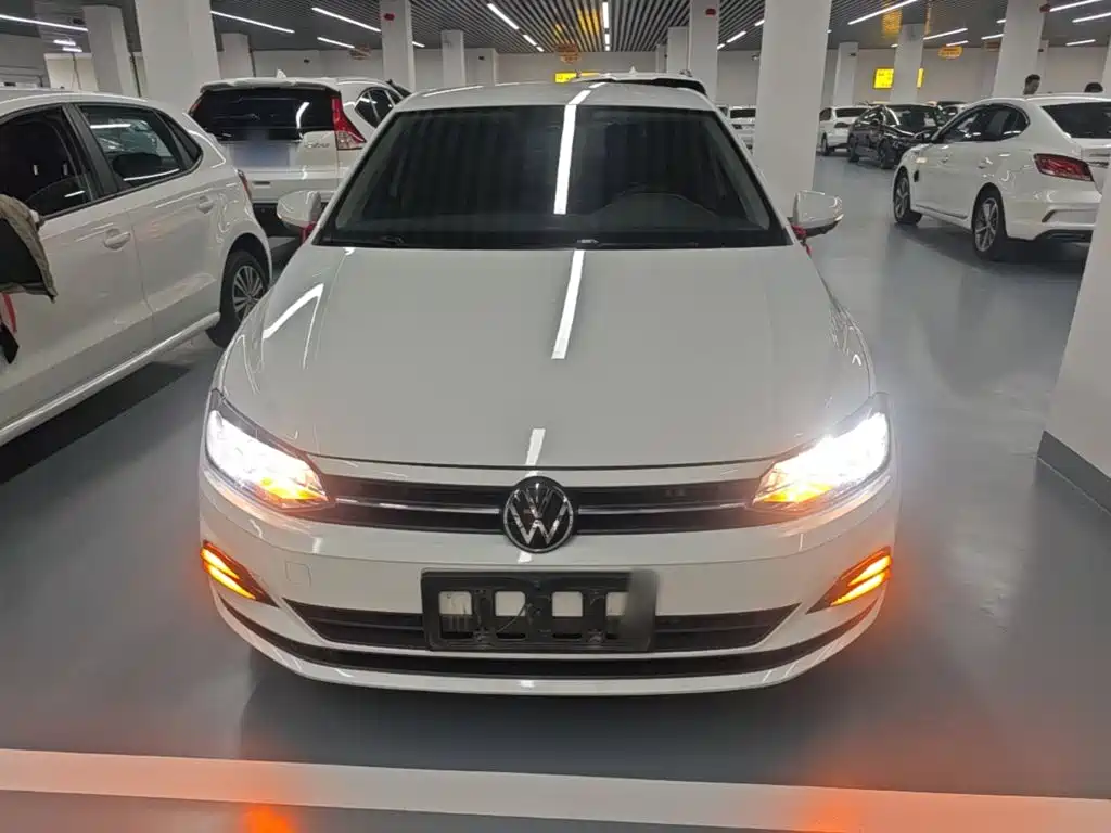 صورة 3 - Volkswagen Polo