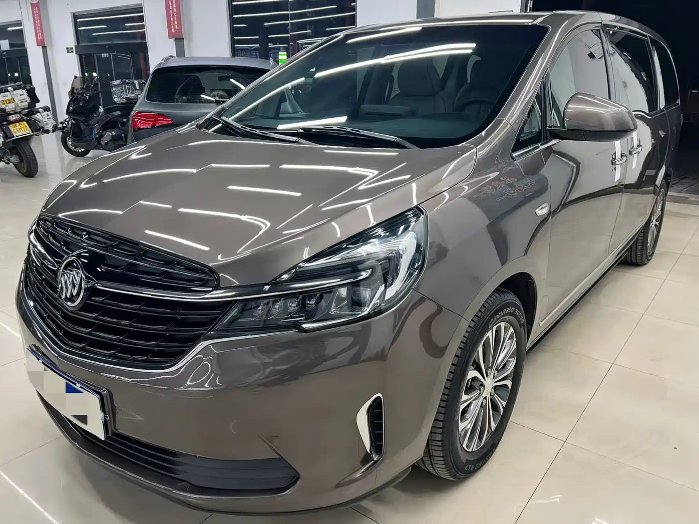 Buick GL8 2021 Land Business Class 652T Luxury