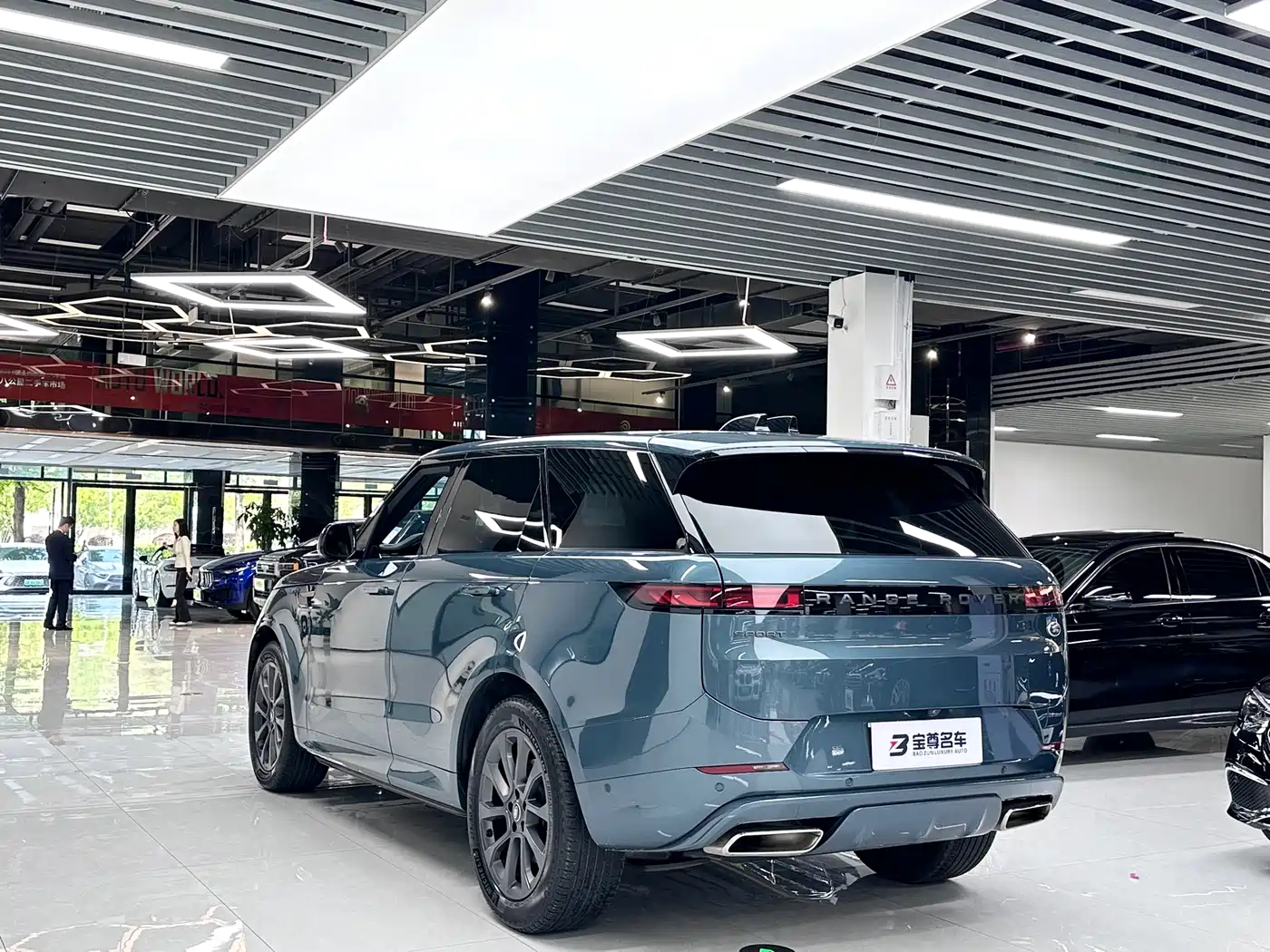 Land Rover Range Rover Sport 2023 400PS Dynamic SE фото 19