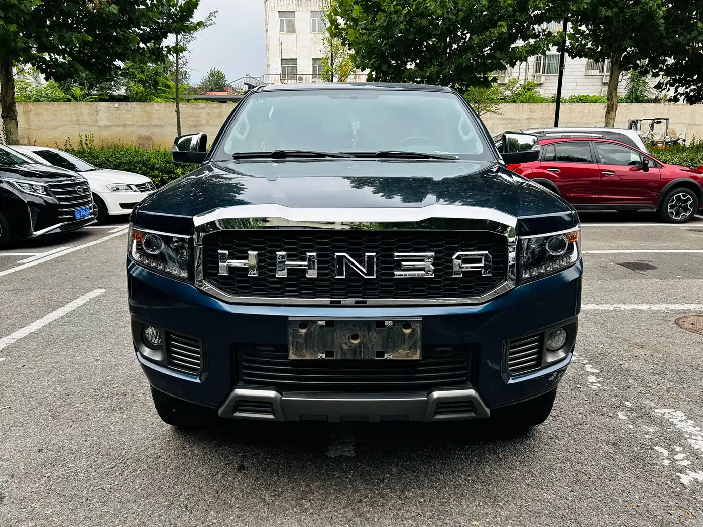 Huanghai N3 2019 2019 2.4T Manual 4WD Premium Edition China VI 4K22D4T