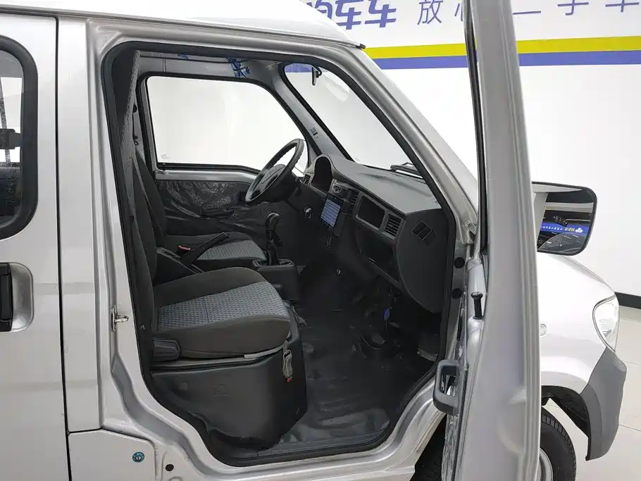 Wuling Motors Wuling Zhiguang 2024 2023 1.5L Utility 5/7-seater