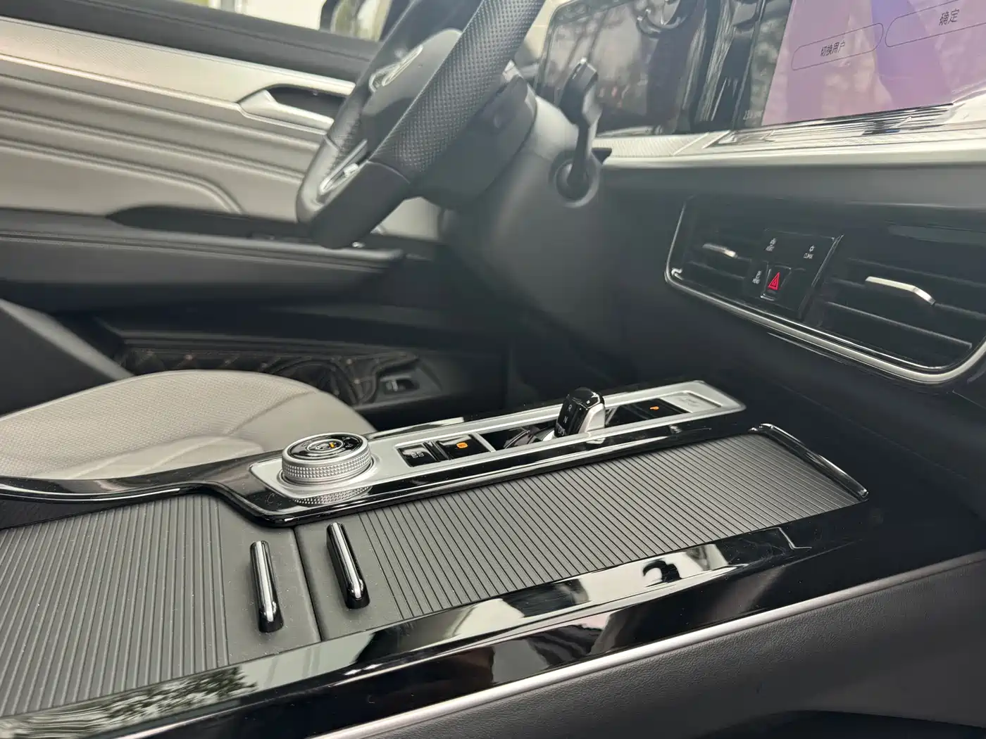 Volkswagen Talagon 2023 380TSI 4WD R-Line Touring Edition фото 23