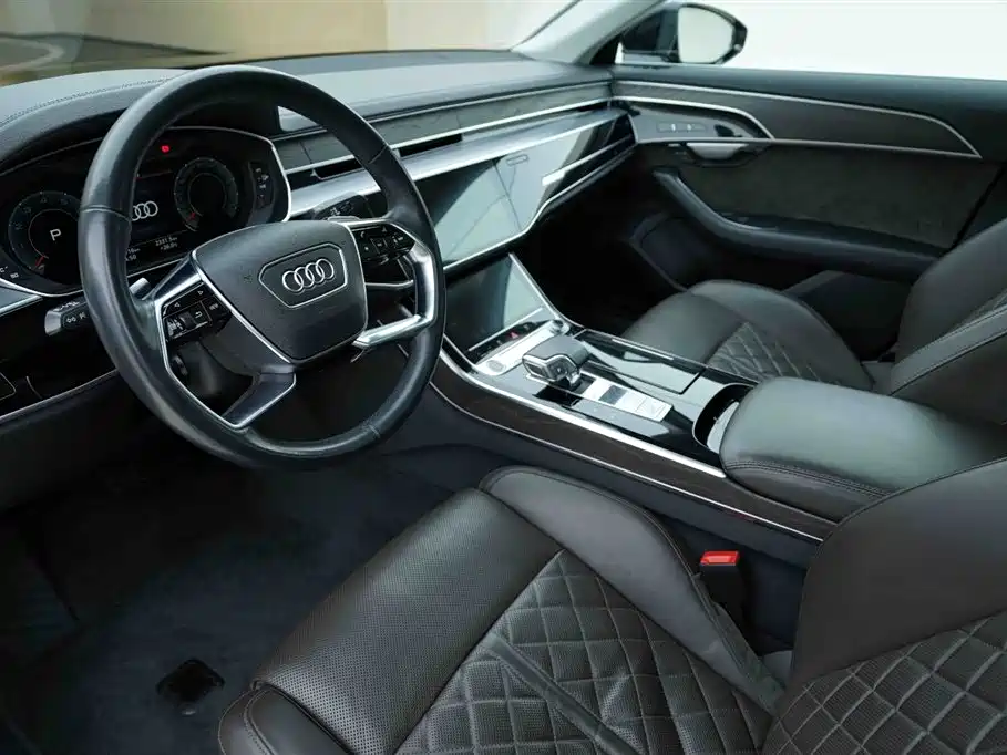Audi A8 2022 A8L 50 TFSI quattro Comfort Collector's Edition фото 9