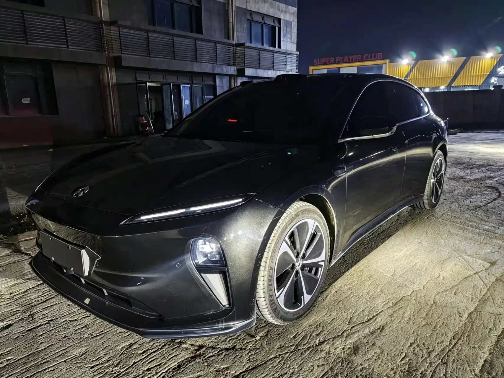 Фото 1 - NIO ET5T