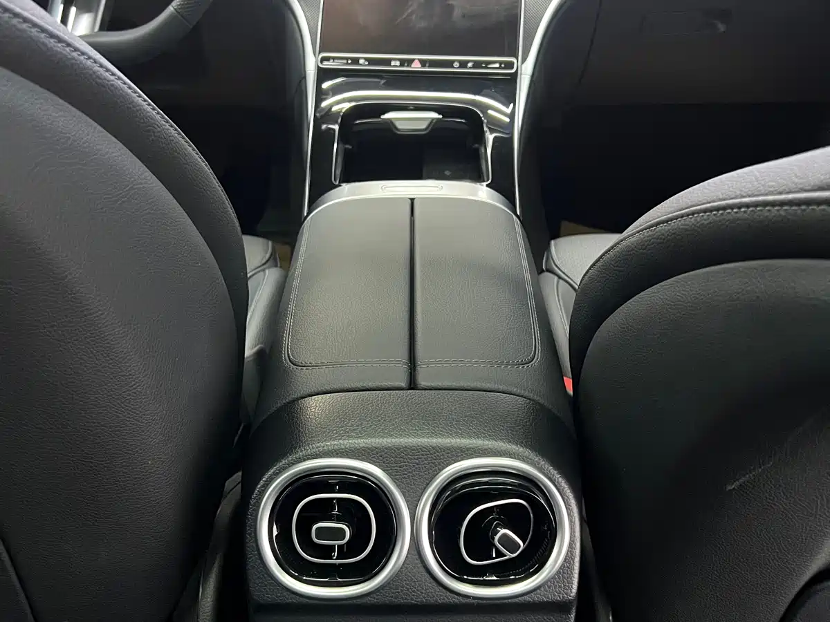 Mercedes-Benz C-Class 2024 C 260 L Sport фото 11