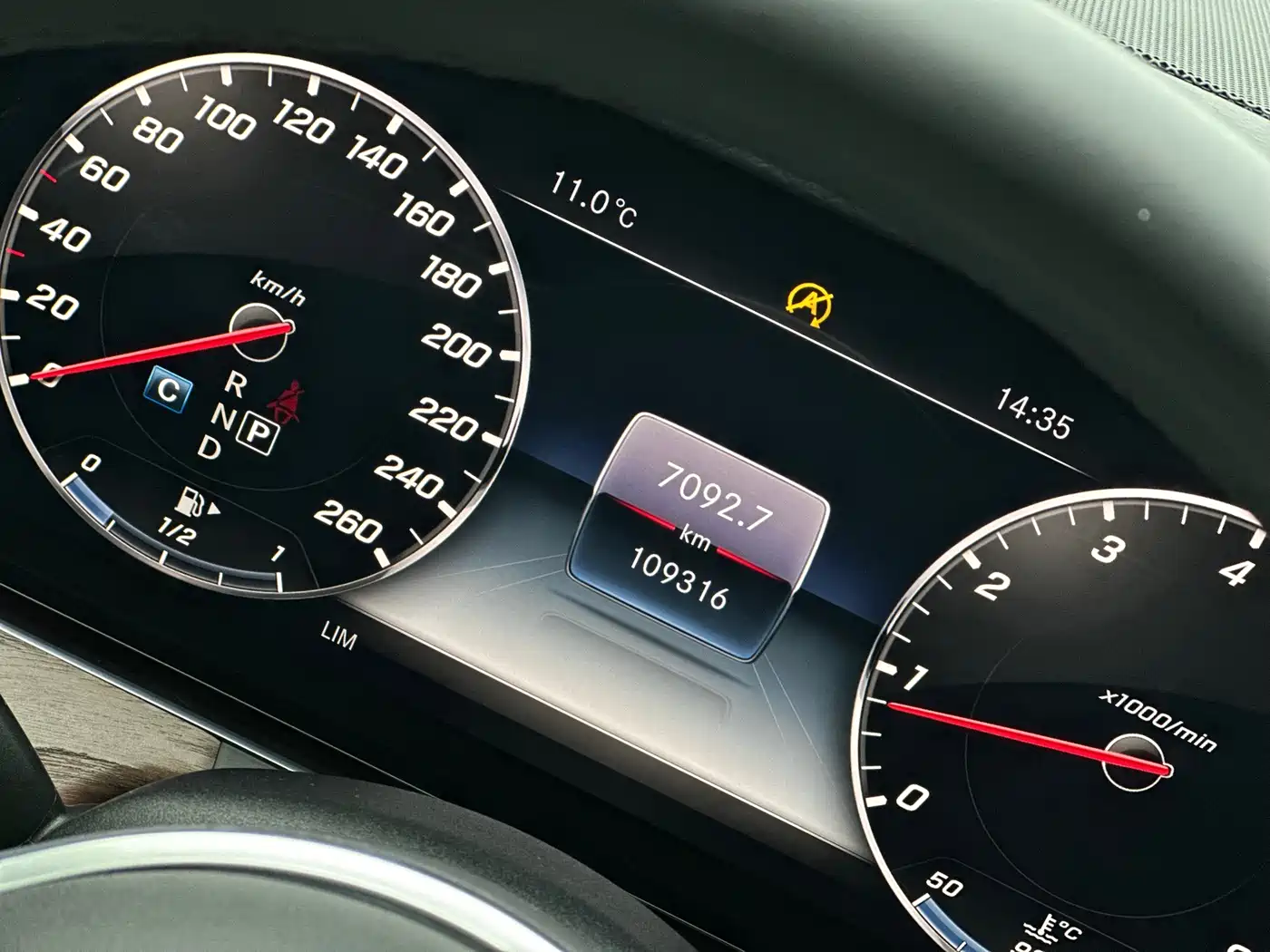 Mercedes-Benz E-Class 2020 E 300 L Luxury Model фото 16