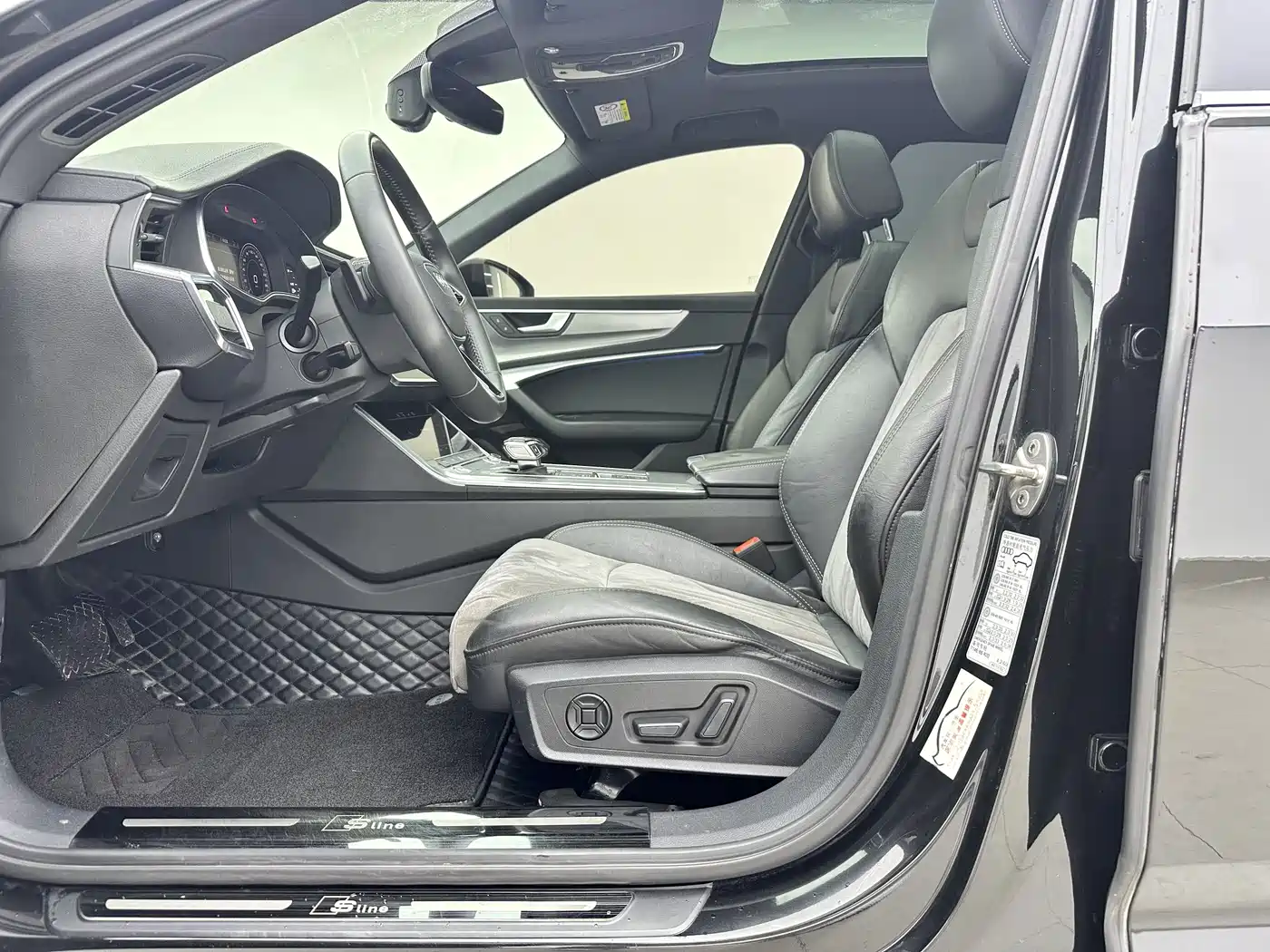 Audi A6L 2020 40 TFSI Luxury Dynamic фото 8