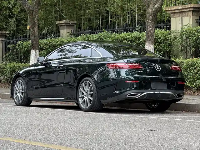 Mercedes-Benz E-Class (Import) 2023 E 260 Coupe — фото 4