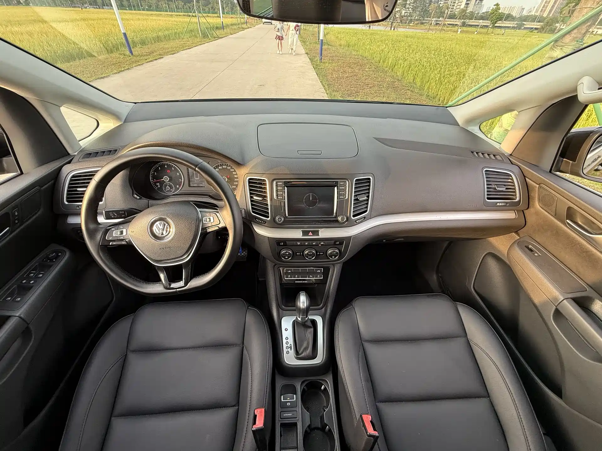 Фото 17 - Volkswagen Sharan