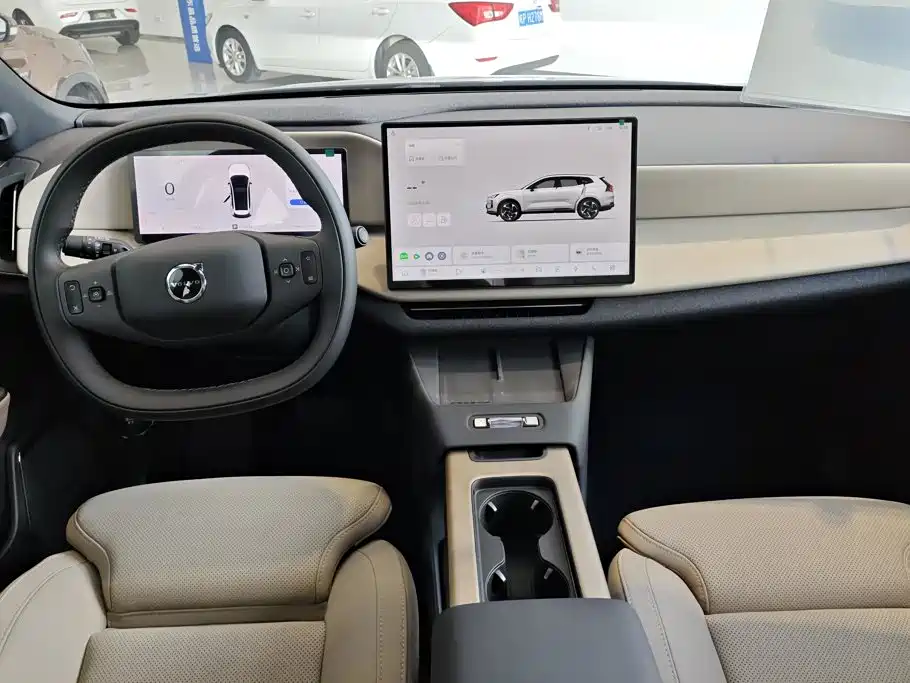 Volvo XC70 Plug-in Hybrid 2026 2026 4WD Ultra Long Range Plus