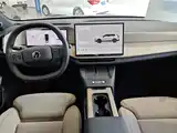 Photo 12 - Volvo XC70 Plug-in Hybrid