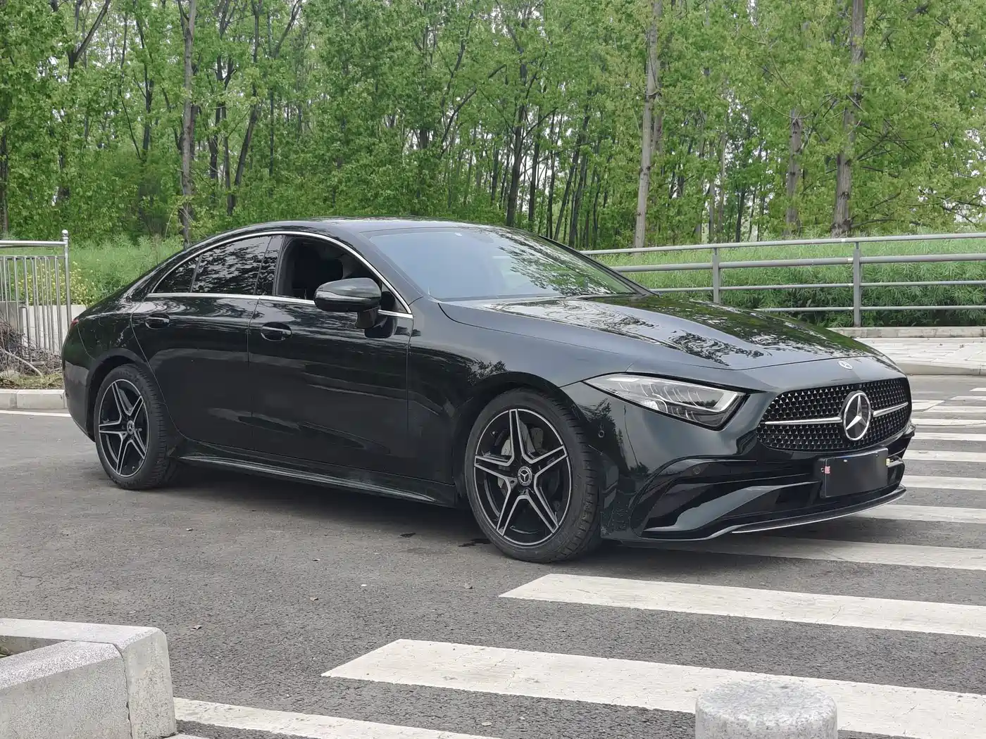 MERCEDES-BENZ CLS