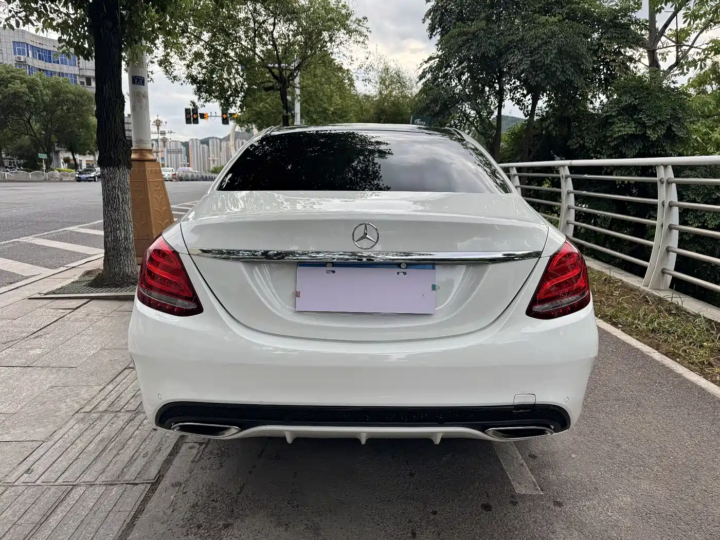 Mercedes-Benz C-Class 2017 Facelift C 200 L Sport Edition фото 8