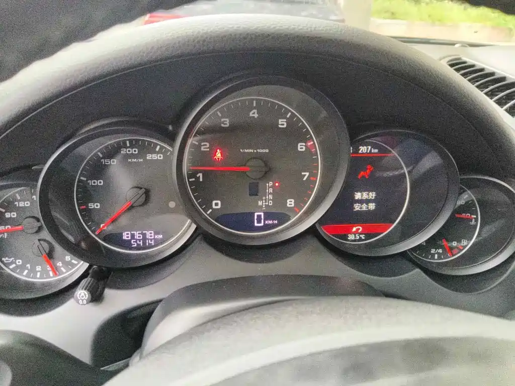 Photo 15 - Porsche Cayenne