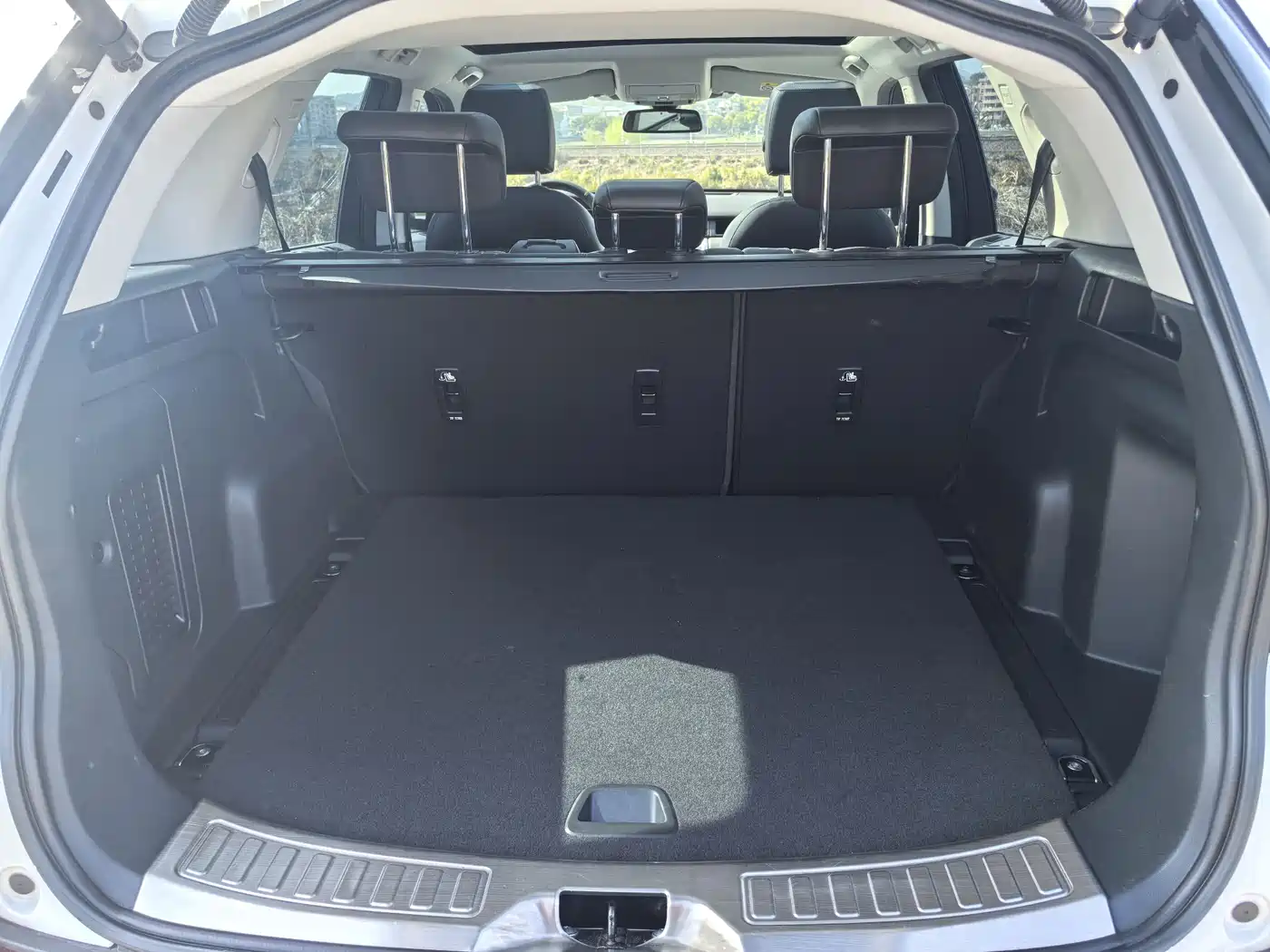 Land Rover Discovery Sport 2018 240PS SE Edition фото 13