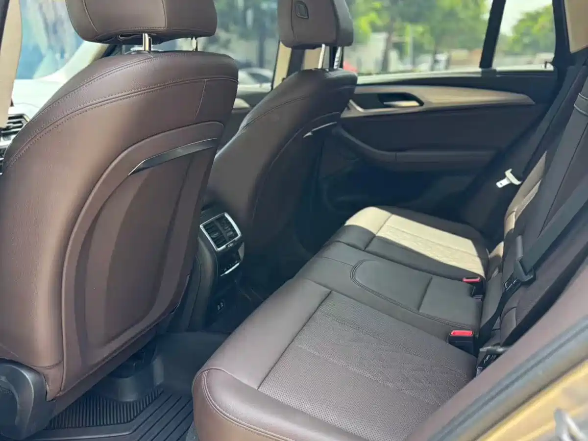 Фото 5 - BMW iX3