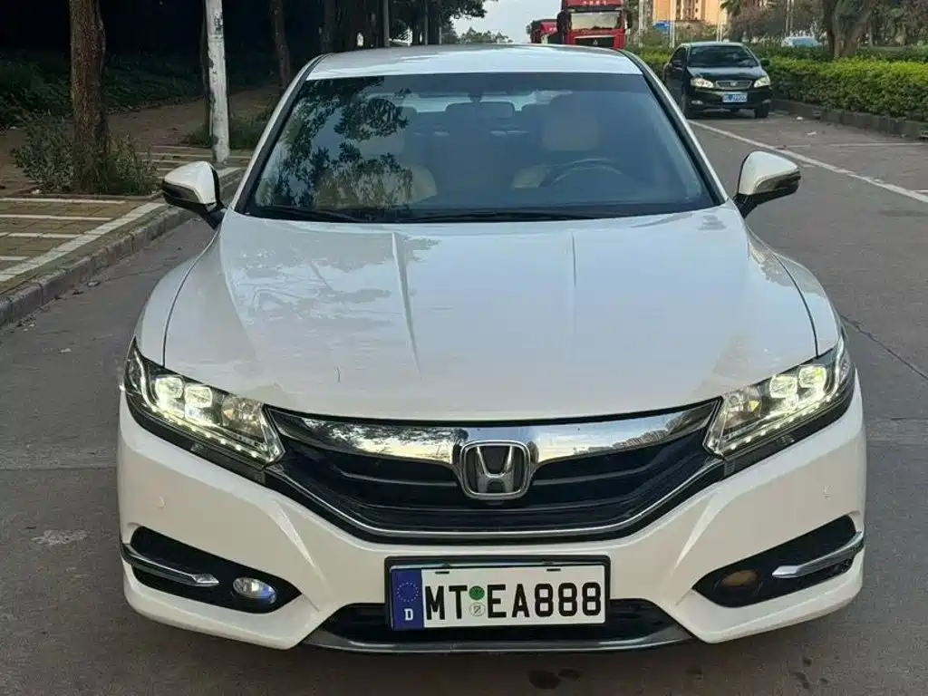 Honda Spirior 2017 2015 2.0L Luxury Edition
