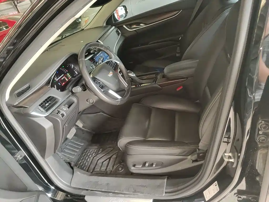 Photo 15 - Cadillac XTS