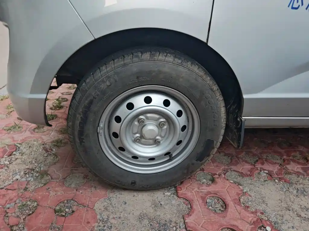 Wuling Motors Wuling Rongguang S 2023 2021 Model 1.2L Basic Enclosed Van 2-Seater LSI