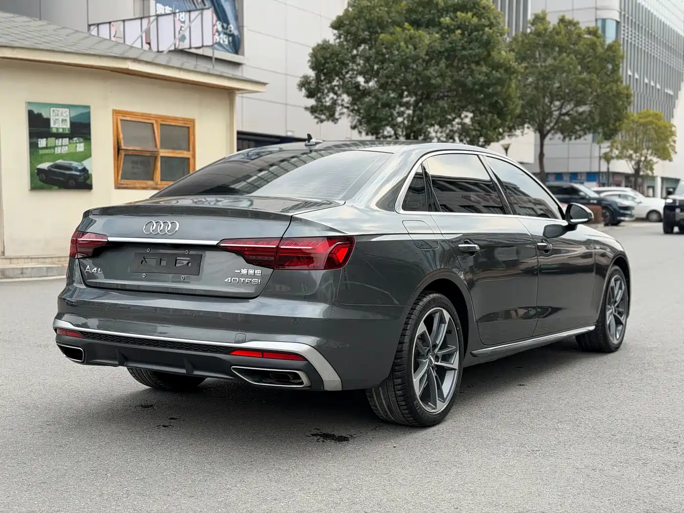 Audi A4L 2020 40 TFSI Fashion Dynamic Edition фото 18