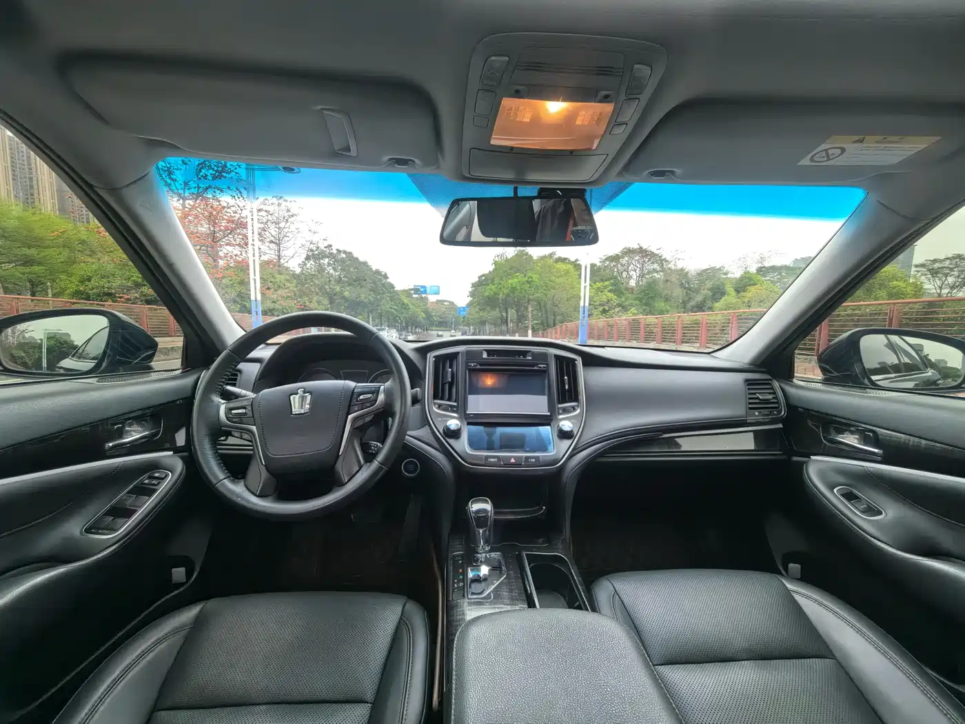 Toyota Crown 2015 2.0T Fashion фото 6
