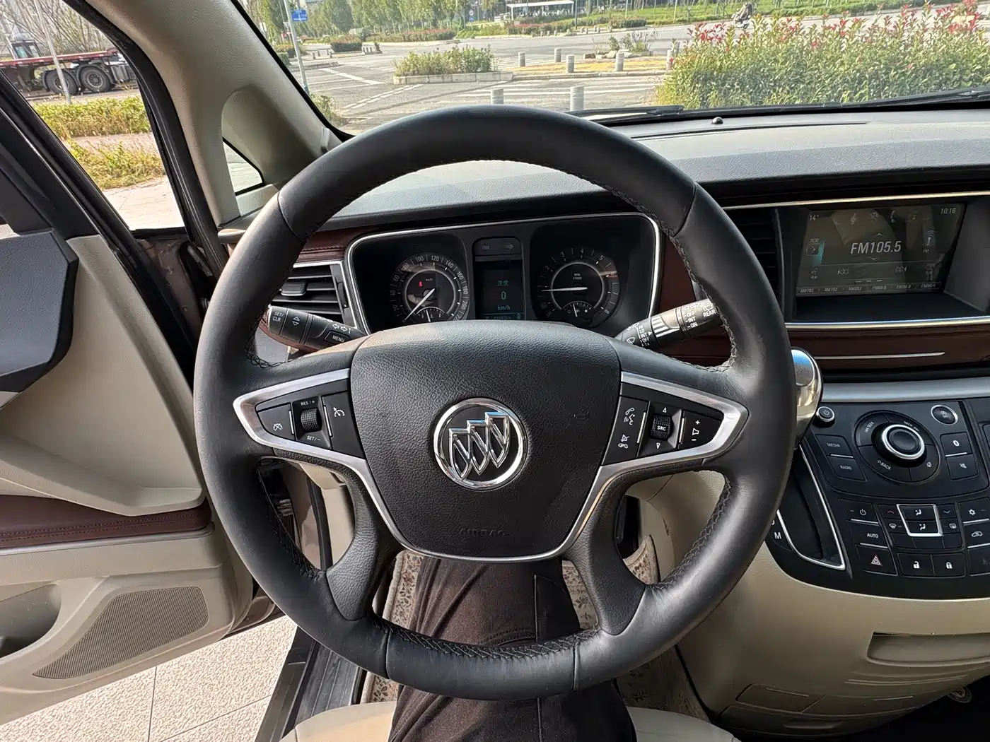 Buick GL8 2017 25S Luxury China V фото 11