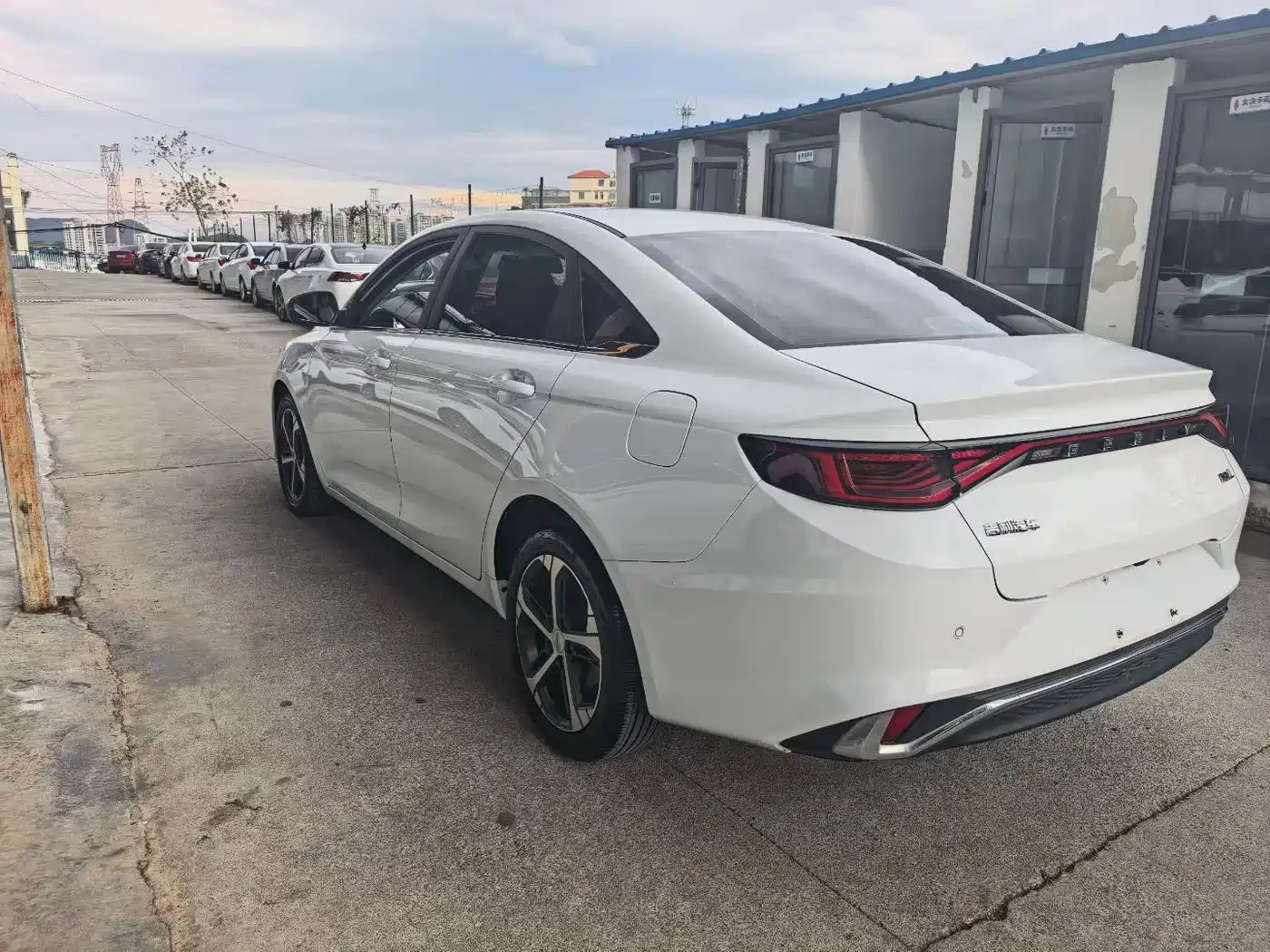 Geely Emgrand L 2022 2022 1.4T CVT Prestige Type