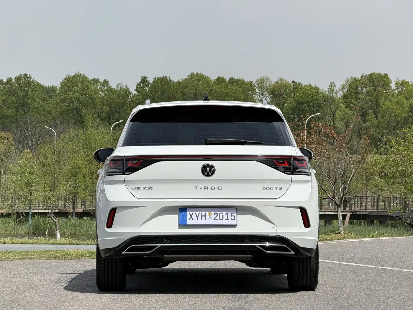 Volkswagen T-ROC 2024 300TSI DSG 2WD Morning Light Edition фото 20