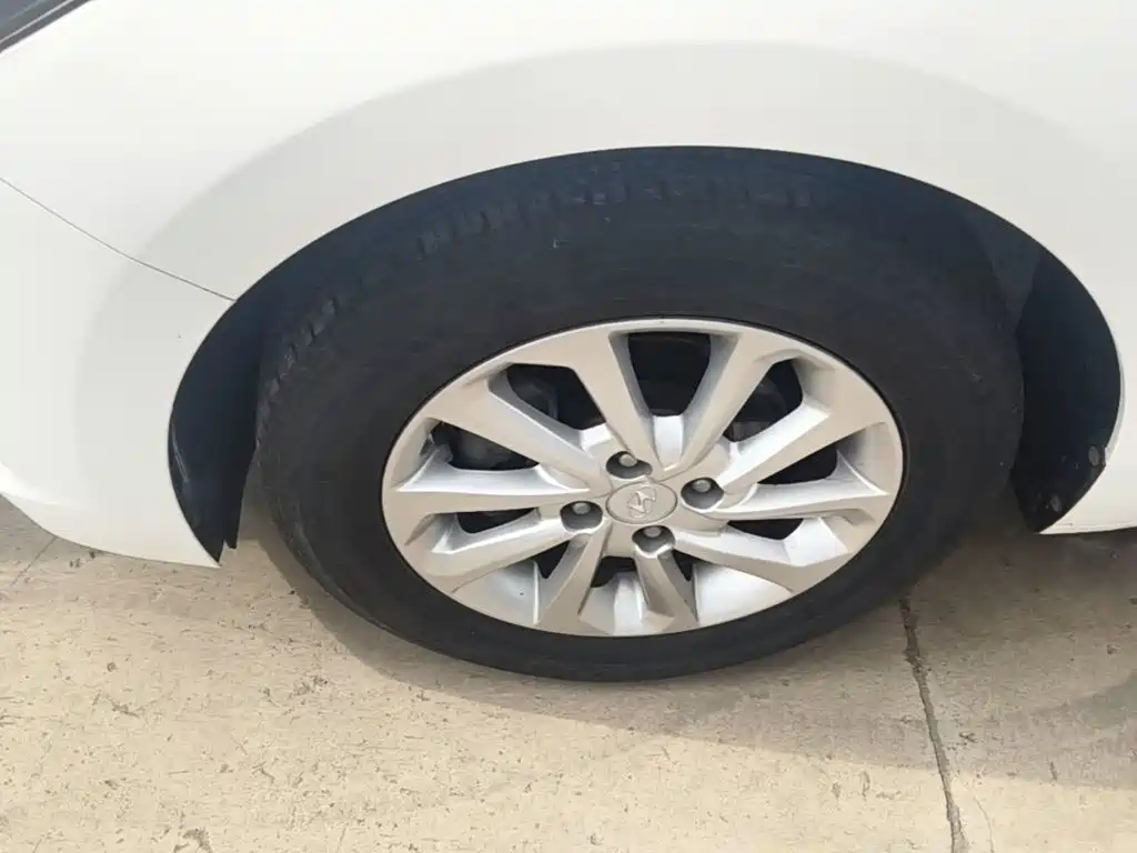 Hyundai Verna RV 2019 2017 1.4L Automatic Cool Edition GLS China VI