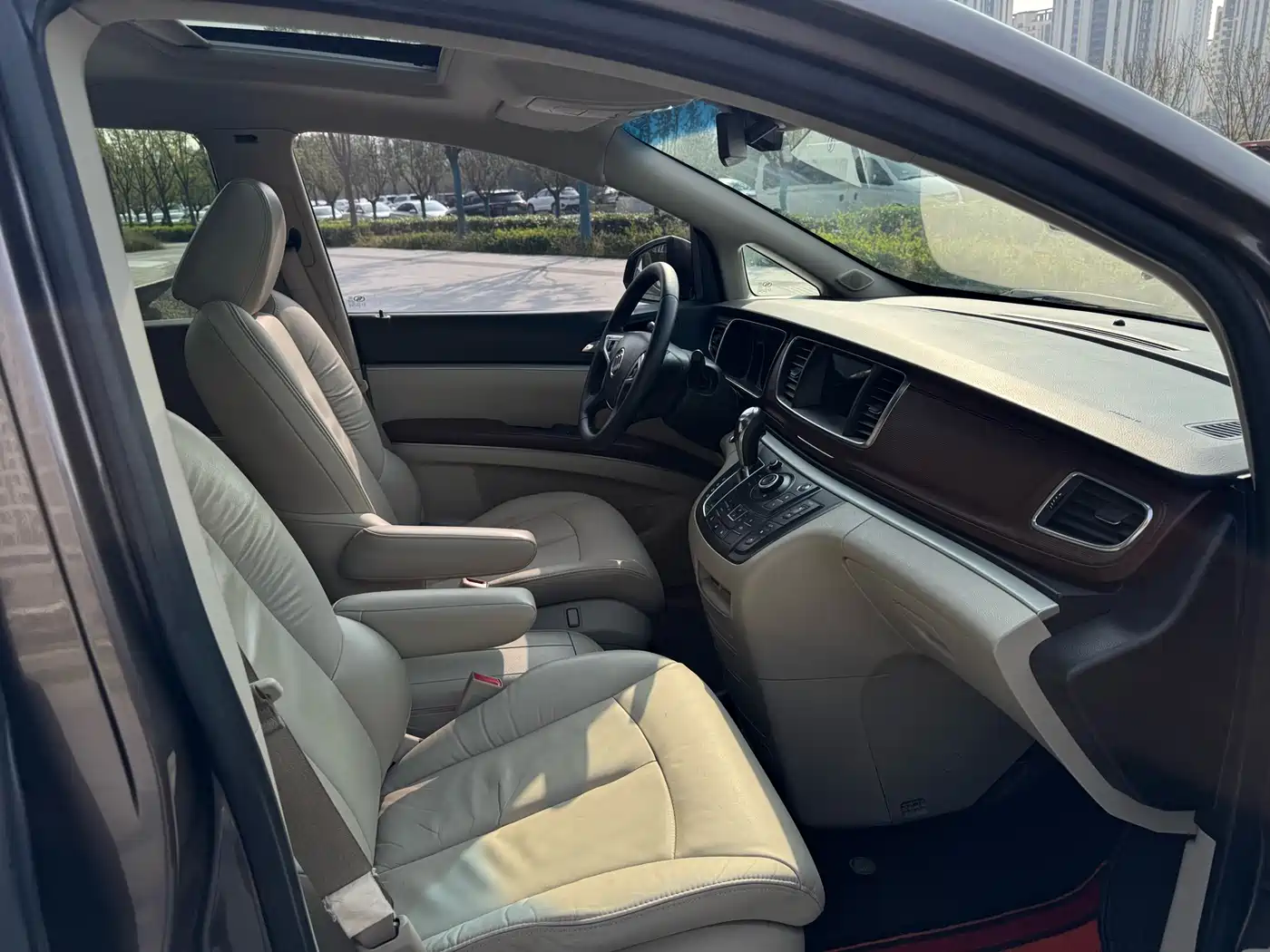 Buick GL8 2017 25S Luxury China V фото 18