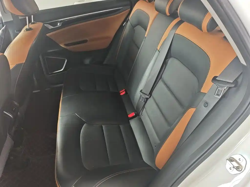 Photo 13 - Geely Emgrand GL