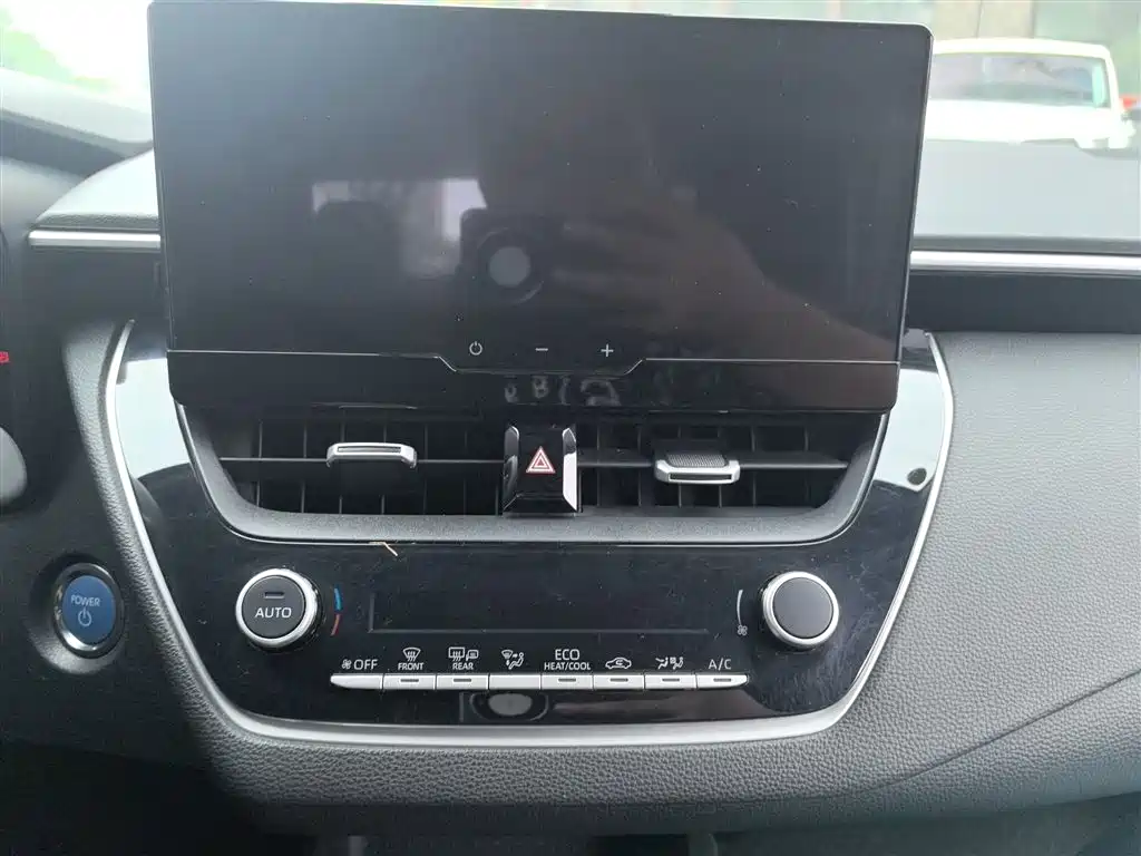 Toyota Corolla 2023 1.8L Smart Hybrid Dual Engine Elite Edition фото 6