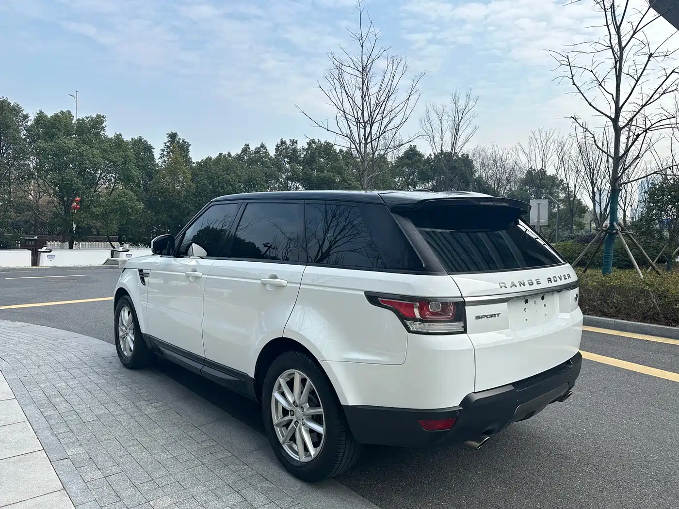 Land Rover Range Rover Sport 2015 3.0 SC V6 HSE DYNAMIC фото 5