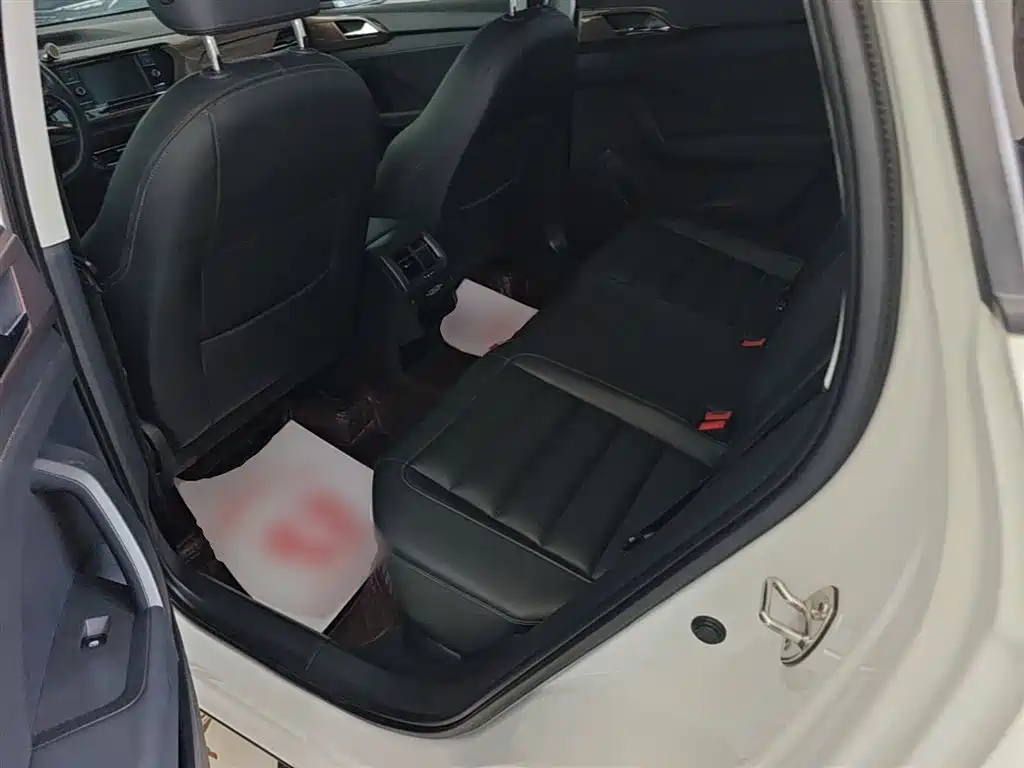 Volkswagen Tharu 2019 280TSI 2WD Comfort Edition China VI фото 17