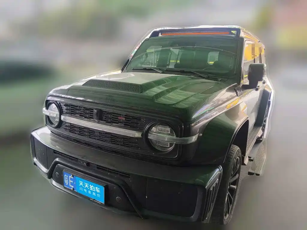 Crossboundary Auto Co-created Tank 300 2023 2023 2.0T Cyber Knight