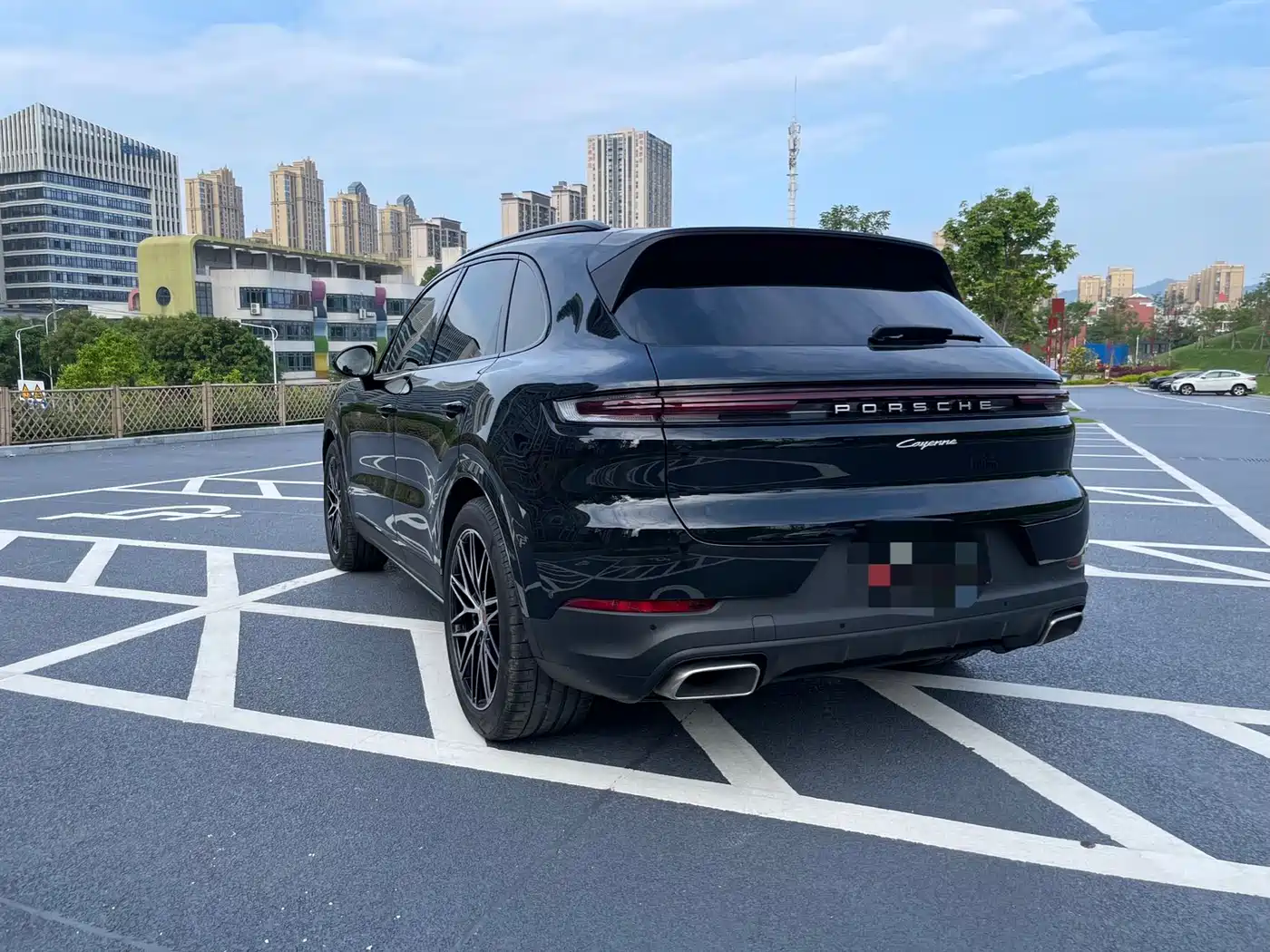 PORSCHE CAYENNE