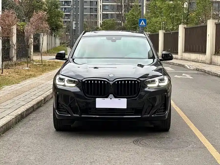 Photo 1 - BMW X3
